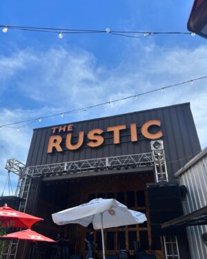 Lara Spencer Instagram - Ten pictures to remember SMU SAE Junior Year Mom's weekend. Mavs game. The Rustic. Le Bilboquet. Truckyard. Harlan Crow Library. Chelsea's Corner=homerun