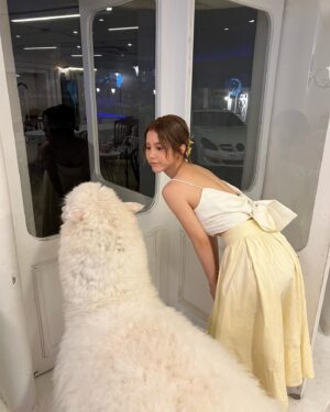 Larine Tang Yue-Ping Instagram - 在逃公主系列👸🏻
咩～～～～