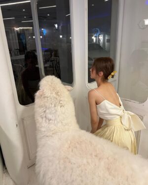 Larine Tang Yue-Ping Instagram - 在逃公主系列👸🏻
咩～～～～