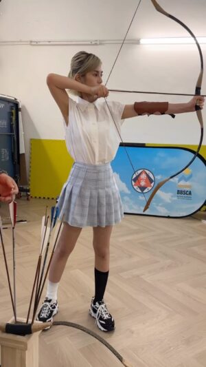 Larine Tang Yue-Ping Instagram - 喜歡💗
下堂慢少少🤟🏻試吓唔好急
@bbsa.hkg