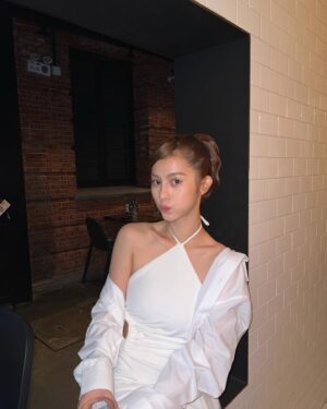 Larine Tang Yue-Ping Instagram - 無定向
全自動隨心咻
📷