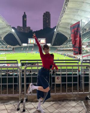 Larine Tang Yue-Ping Instagram - 今晚刺激 
平喜歡