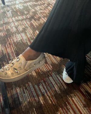 Lark Voorhies Instagram - I’m so excited to be at Colorado Springs Comicon! So exited to see the fans today!  Love my @minxshoes