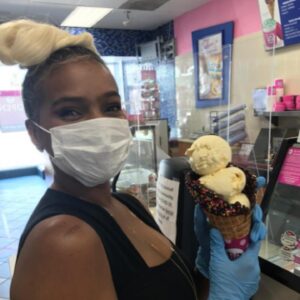Lark Voorhies Instagram - Hey Everyone!! Today was a great day for some BR . What’s your favorite dessert 🍨 #comment #BR #goodday #yum