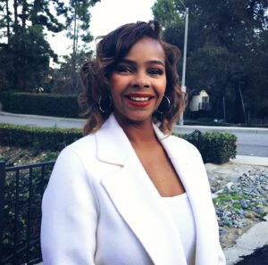 Lark Voorhies Instagram - Hello everyone🌸I hope today brings you all the joy you seek! How are you spending your weekend? #walking #health #happiness #blessed #larkvoorhies #live #laugh #love #mentalhealthawareness