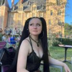Laurène Arnoux Instagram - En mode gothique les mecs