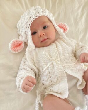Laura James Instagram - her first Halloween 🐑🤍