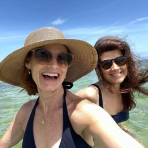 Laura Leighton Instagram - So there was a show back in the 70’s called Fantasy Island, where guests would arrive by sea plane and their wishes could be granted… or so it seemed.  Now @foxtv is rebooting the show, and I was lucky enough to be a guest in an upcoming episode, airing this Sunday on FOX. The most amazing part is that I got to travel to @fantasyislandtv with 2 of my actual friends—co-stars from our days together on Melrose Place, another FOX show from the 90’s.  It would be like the girls from @prettylittleliars having a vacation together 25 years from now to do an episode of a @friends  reboot.  It was absolutely magical to have an island getaway with my friends @josiebissett and @daphnezuniga, and to meet so many new friends on the island.  We are so excited to share our episode with everyone on a special date and time, this Sunday at 8:30pm. 🏝 💕 🌊 

#melroseplace #fantasyisland #prettylittleisland #thebigfiveoh