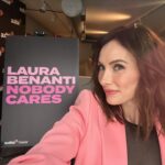 Laura Benanti Instagram - I’ve been head down writing LAURA BENANTI: NOBODY CARES and Momming so I haven’t been on here very much and it has been niiiiice for my braaaaiiinnn. Here’s what the young’s call a “photo dump”? Shout out to my husband @impbrown for his tireless support and patience and for fully embracing the intense lady energy in our house. 👩 👧 👶 🐩 🐩