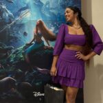 Laura Castro Instagram - Vocês pediram então tá aqui: 4 línguas cantando a música da minha princesa favorita 🙃🥰🧜🏾‍♀️