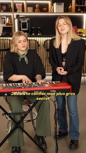 Laura Dutilleul Instagram - Merci @watchoutforthetornado de m’avoir invitée à chanter ta chanson « secret » avec toi ♥️ j’ai eu la chance de pouvoir poser mon couplet 👀 RDV sur le lien dans ma bio Insta pour voir mon couplet et la vidéo entière 🤍 #secret#couplet#louane#music