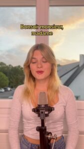 Laura Dutilleul Instagram - Écris « aujourd’hui je te dis » et laisse ton clavier finir ✨ Cover « Mr/Mme » de @loicnottet_officiel ❤️‍🩹