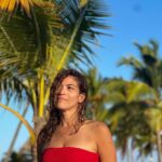 Laura Gómez Instagram - Caribeña ☀️ ... 📷 @erikamorillo 🐠