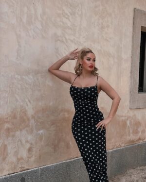 Laura Gadea Instagram - @FashioNova Lunares, el estampado que nunca pasa de moda y siempre levanta el ánimo 😍🙌🤗
Este vestido lo podéis encontrar en la web así:
Sara Polka Dot Maxi Dress - Black/White

#madrid #comunidadmadrid #comunidademadrid #comunidaddemadrid #spain #españa #love #photography #picoftheday #instagood #photooftheday #travel #fashion #art #style #happy #photo #instagram #summer #fitness #smile #europe #instalike #beauty