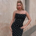 Laura Gadea Instagram - @FashioNova Lunares, el estampado que nunca pasa de moda y siempre levanta el ánimo 😍🙌🤗 Este vestido lo podéis encontrar en la web así: Sara Polka Dot Maxi Dress - Black/White #madrid #comunidadmadrid #comunidademadrid #comunidaddemadrid #spain #españa #love #photography #picoftheday #instagood #photooftheday #travel #fashion #art #style #happy #photo #instagram #summer #fitness #smile #europe #instalike #beauty