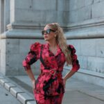 Laura Gadea Instagram - 🔥 @FashionNova CYBER MONDAY 🔥50-95% Off Absolutely EVERYTHING!! HURRY, this is the best deal I’ve seen! Shop @FashionNova NOW! 😱 Lo podéis encontrar en la web así: Best For Last Floral Blazer Set - Pink/combo
