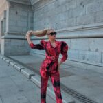 Laura Gadea Instagram - 🔥 @FashionNova CYBER MONDAY 🔥50-95% Off Absolutely EVERYTHING!! HURRY, this is the best deal I’ve seen! Shop @FashionNova NOW! 😱 Lo podéis encontrar en la web así: Best For Last Floral Blazer Set - Pink/combo