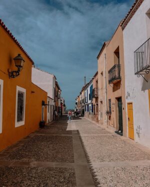 Laura Gadea Instagram - Me encantó conocer la isla de Tabarca, esta época es perfecta para conocer esta pequeña isla y disfrutar de sus calas y su pueblo. 🙌🏝️😘

#madrid #comunidadmadrid #comunidademadrid #comunidaddemadrid #spain #españa #love #photography #picoftheday #instagood #photooftheday #travel #fashion #art #style #happy #photo #instagram #summer #fitness #smile #europe #instalike #beauty