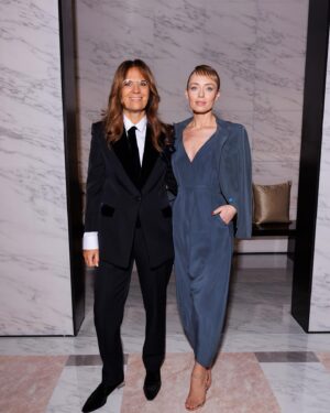 Laura Haddock Instagram - Flying visit to Milan to celebrate @giorgioarmani beautiful new collection.. ✈️ 

Hair: @rosskwan 
Makeup: @sarahillmakeup @armanibeauty 
Comfiest outfit ever: @aimeecroysdill @giorgioarmani 

🖤