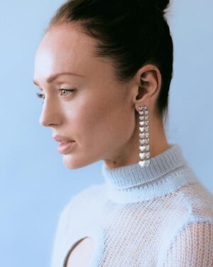 Laura Haddock Instagram - More is more. 😜💎 

Photographer: @hannah.cosgrove 
Fashion: @felixbischof_ @aliciarobynellis 
Make-up: @sarahillmakeup
Hair: @naokawakamihair 
Jewels: @fernandojorge @vancleefarpels @cartier