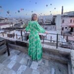 Laura Hamilton Instagram – One of the most magical places I’ve ever visited… 
.
.
.
#bucketlist #capadocia #balloons #sunrise #turkey🇹🇷 #travel #adventure #filming 🎥 #lauraslook @aspigalondon