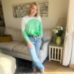 Laura Hamilton Instagram – Ready for the weekend…
.
.
.
#lauraslook #fashion #home #lifestyle #weekend