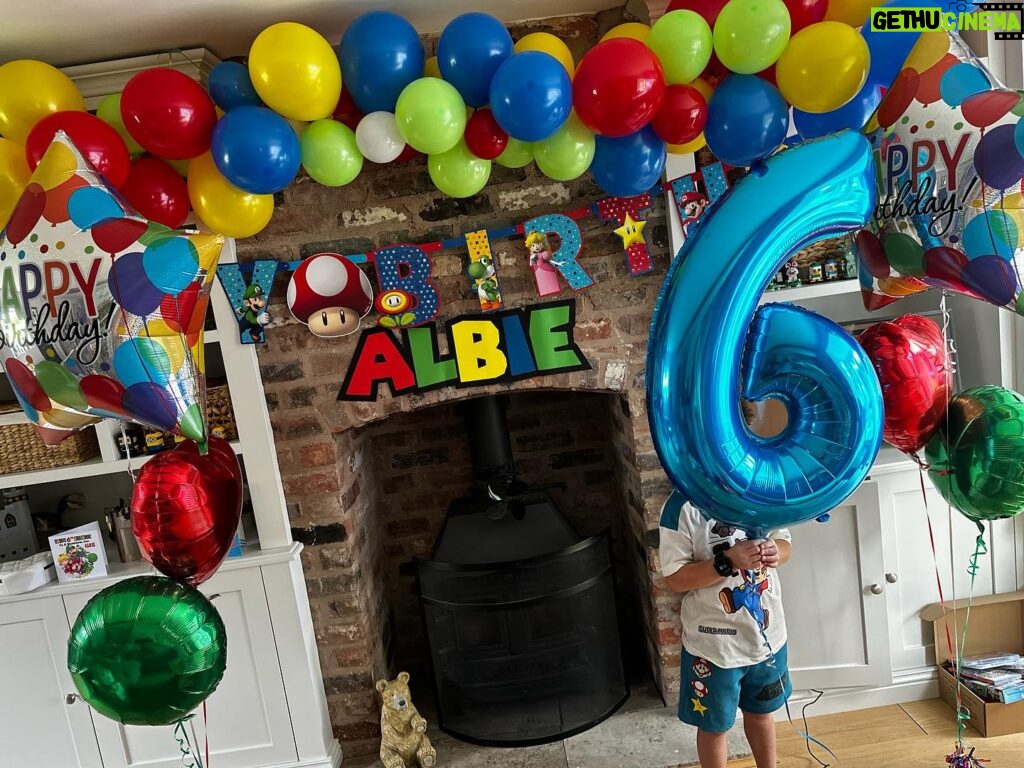 Laura Kenny Instagram - Happy 6th Birthday Albie 💙 How can you possibly be 6 already 😭 🎉