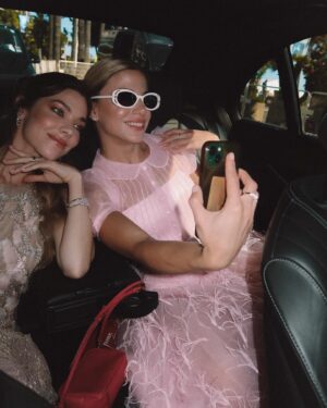 Laura Laprida Instagram - Llego a su fin la experiencia más increíble. Participar de la 77ª edición del Festival de Cannes de la mano de @campariarg fue un momento único repleto de emociones que me guardo para toda la vida.

#CampariCinema #WeAreCinema #Cannes2024 #EnjoyResponsibly

Beber con moderación, prohibida su venta a menores de 18 años