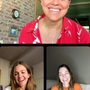 Laura Laprida Instagram - Un poquito de nosotras hablando de lo nuestro para compartir con uds 😏. Si quieren más de estas charlas no se olviden de escuchar nuestro podcast: NO TODO LO QUE BRILLA ES ORO 🌟 en @spotifyargentina 🥰 

Dale click a nuestro link en bio 👆🏽

Besooo que arranquen bien la semana 💪🏾