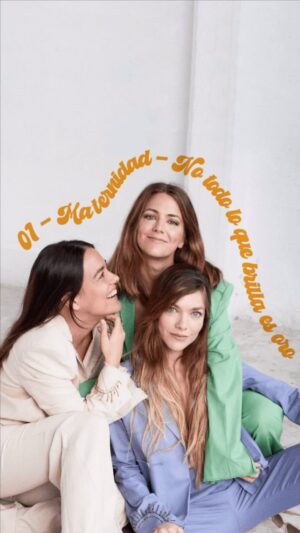 Laura Laprida Instagram - A pedido de nuestro bello público 👉inauguramos la segunda temporada de nuestro podcast 𝑵𝑶 𝑻𝑶𝑫𝑶 𝑳𝑶 𝑸𝑼𝑬 𝑩𝑹𝑰𝑳𝑳𝑨 𝑬𝑺 𝑶𝑹𝑶 ⚜️💫 (Tarde pero seguro😅)

¿Te preguntaste alguna vez sobre la decisión de ser madre? ¿O tal vez elegiste conscientemente no tener hijos? En este capítulo hablamos sobre estas cuestiones y sobre la importancia de tomar decisiones que te hagan bien. Todo desde nuestras pequeñas experiencias que nos está dando la vida. 

Cap 1: ¿MATERNIDAD O NO MATERNIDAD?: Esa es la cuestión

🫀Nos adentramos en un tema simple y complejo a la vez. Este prime capítulo con el que abrimos la segunda temporada es un intercambio sincero entre nosotras sobre los altibajos, los momentos de alegría y los desafíos que hemos experimentado como madres, incluyendo cómo la no maternidad puede ser una opción igualmente válida y gratificante. 

Vayan a escucharlo a @spotifyargentina y nos cuentan que les pareció este arranque de temporada! 🖖🏻

El link en nuestra bio.

Aca estamos, nunca nos fuimos! 🤩

Arte de tapa: @jota.bdesign 
Fotos: @malepiqueph
St: @allo_martinez 
Música: @lulilapri y @mu.panta
Edición y producción: Nosotras ⭐

@soniazavaleta @lulilapri @pilarlaprida

#podcast #notodoloquebrillaesoro #hermanas #maternidad #spotify #familia #madres