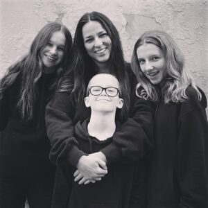 Laura Lentz Instagram - I love being their mum!
