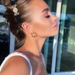 Laura Müller Instagram – golden hour 💛💛💛💛💛💛 and a lot of love and fun to all my lions here. now it’s our turn🦁♌️