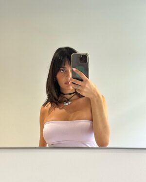 Laura Marra Instagram - 🍬🍬🍬