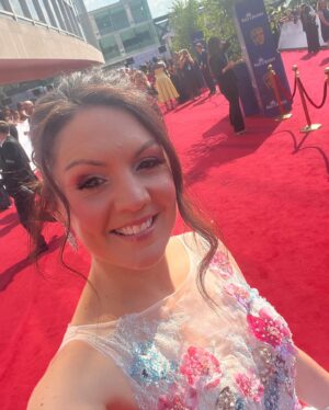 Laura Tobin Instagram - 👗 🥰The dress of dreams for @bafta So much so I slept in it 😴 🛌 🤣 swipe to find out why…

Continuing #NoNewClothes2024 & hired last minute from @thatdressltd Thank you for saving the day-So many people loved it-Including @lorrainekellysmith & @markheyesstylist 

Thank you for the #PRInvite @pandocruises it was an amazing evening 🤩

Hair & makeup (by me with guidance from @kkelsing1 @hair__byzoe & using @limelifeuk borrows last minute from @andrearainbowbeautyguide) 

#FeltLikeAPrincess #SpeedChange