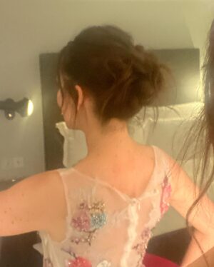 Laura Tobin Instagram - 👗 🥰The dress of dreams for @bafta So much so I slept in it 😴 🛌 🤣 swipe to find out why…

Continuing #NoNewClothes2024 & hired last minute from @thatdressltd Thank you for saving the day-So many people loved it-Including @lorrainekellysmith & @markheyesstylist 

Thank you for the #PRInvite @pandocruises it was an amazing evening 🤩

Hair & makeup (by me with guidance from @kkelsing1 @hair__byzoe & using @limelifeuk borrows last minute from @andrearainbowbeautyguide) 

#FeltLikeAPrincess #SpeedChange