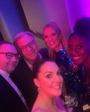 Laura Tobin Instagram - ✨ Palooza dump

What a great night @itvpalooza a showcase of some of the amazing content from 2023 and a sneak peak at 2024.

🥳Always fun partying with team @gmb

Glam
Styling- @debbiedresses 
👗 Hired @mywardrobe_hq 
💄 @kkelsing1 
💇‍♀️ @christinabhair