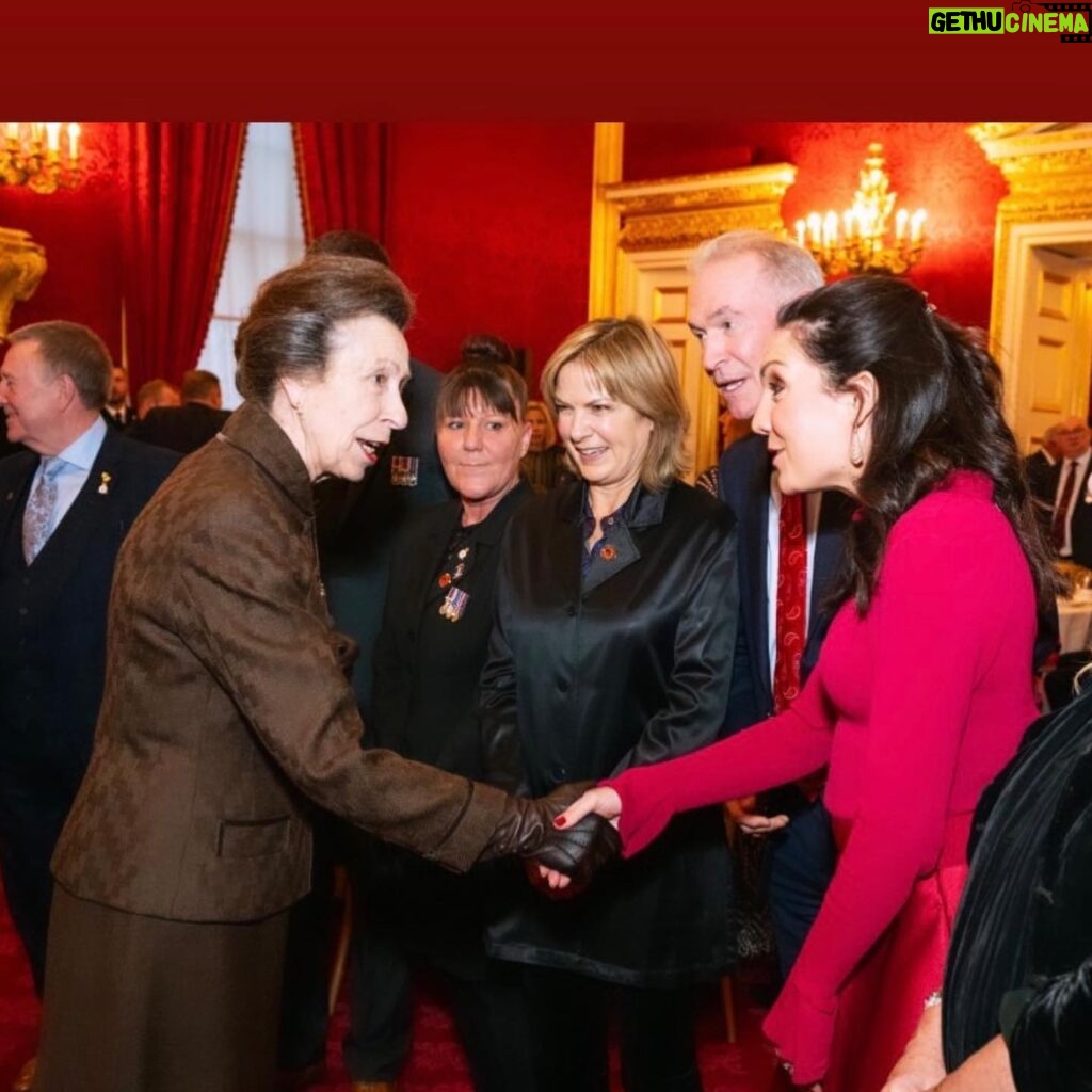 Laura Tobin Instagram - 🎄 I was honoured to be invited to St James Palace by @bestmagofficial to support @the.not.forgotten for their special annual Christmas reception & meet Her Royal Highness the Princess Royal who was delightful and spoke to everyone. More details in this weeks Best magazine