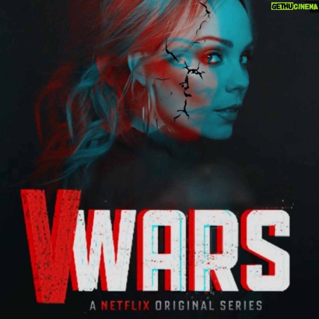 Laura Vandervoort Instagram - Doesn’t everyone drink stolen blood in the mornings from a hospital blood bank to start their day off right? 🧛‍♀️ 🩸 Flashback to the short lived by loved series ‘V Wars’ where I got to work again with my longtime talented friends @adrianholmes @bradturnerdirector @jessicatography @kimderkocsc @tjscottpictures for @netflix Eager to get back to work but frustratingly stuck reminiscing for now. #actorslife