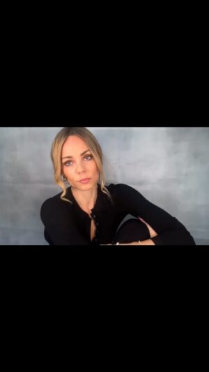 Laura Vandervoort Thumbnail - 4.8K Likes - Top Liked Instagram Posts and Photos