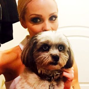 Laura Vandervoort Thumbnail - 2.2K Likes - Top Liked Instagram Posts and Photos