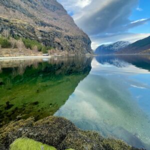 Laure Guibert Instagram - La Norvège à couper le souffle🩵#fjordnorway #sognefjord
