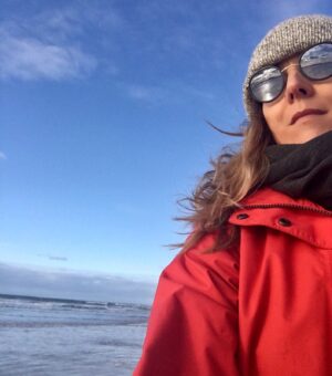 Laure Guibert Instagram - Bonne journée 🌊🎅🏻😘