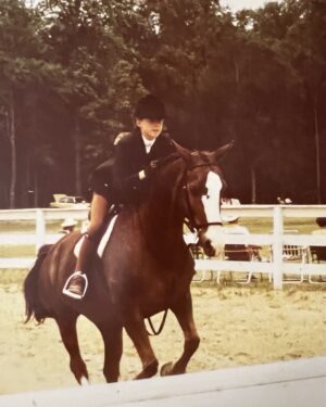 Laurel Holloman Instagram - Yep… that’s me. Back in the day. #horses #art #jumpers . And if you want to know her stats. Liver chestnut. Show name. Nutmeg…. barn name Tinker….. 14 .2 hands. Registered half Arabian ( made her a great jumper) and the other was quarter horse / welsh pony. All love and sweetness. My childhood bestie