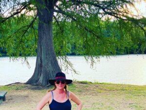Laurel Holloman Instagram - 