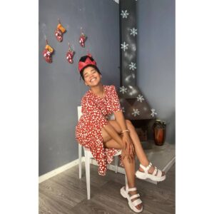 Lauren Joseph Instagram - Seasons greetings everyone. 

I was beyond blessed this Christmas.

Blessings to you all❤🎄🌞

📷@melissa_joseph_scheepers and @maurice.paige80