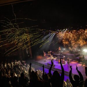 Lauren Lopez Instagram - Islanders!!!!

These two London shows were a spiritual experience; thank you for being the best fucking audiences and filling the room with the best fucking vibes EVER. We had an unreal time and we couldn’t have performed through the satanic jet lag of a 48 hour London trip without you!!! Thank you forever for just being the best. 

Thank you to @lambertjacksonproductions , Jamie, Phoebe and the whole team for having us! Angels!

Sharing a few hours with you in a place that was filled with love and support and connection was a privilege. I never ever take that for granted. Thank you, thank you!❤️

📸 by the brilliant @danny_with_a_camera !!!

#london #loveisland #tour #clowns #nandos #friends #friendship #clownfriends #show