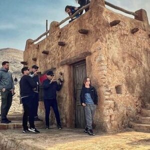 Lauren Schmidt Hissrich Instagram - It’s live! Season 3 of The Witcher was a wild journey, starting in Italy, Slovenia, and Croatia… and ending in Shaerrawedd. An honor to have adventures with this amazing crew and cast. ♥️ @barkingdog45