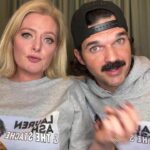 Lauren Ash Instagram - Tuesday night shenanigans including new merch!! 🤩