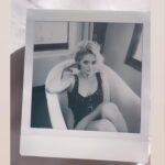 Lauren Ash Instagram - Growing up I always looked at pics of Madonna, Drew Barrymore, Gwen Stefani and Courtney Love and wished that I could somehow have that same 90s, bleach blonde hair/pale skin look. Yesterday that wish came true! Thank you @tina_turnbow and @tedgibson for making my dreams come true. 💛 Stay tuned for the full spread in @the.baremag