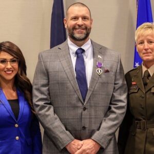 Lauren Boebert Instagram - On Veterans Day, Brigadier General Laura Clellan and I united to honor Sergeant First Class William Montgomery with a Purple Heart for the injuries he endured in service to our country. 

Heroes like Sergeant First Class Montgomery faced unimaginable challenges and willingly put their lives on the line to protect the freedoms we hold dear.

May God bless him, God bless all our veterans, and God bless the United States. 🇺🇸